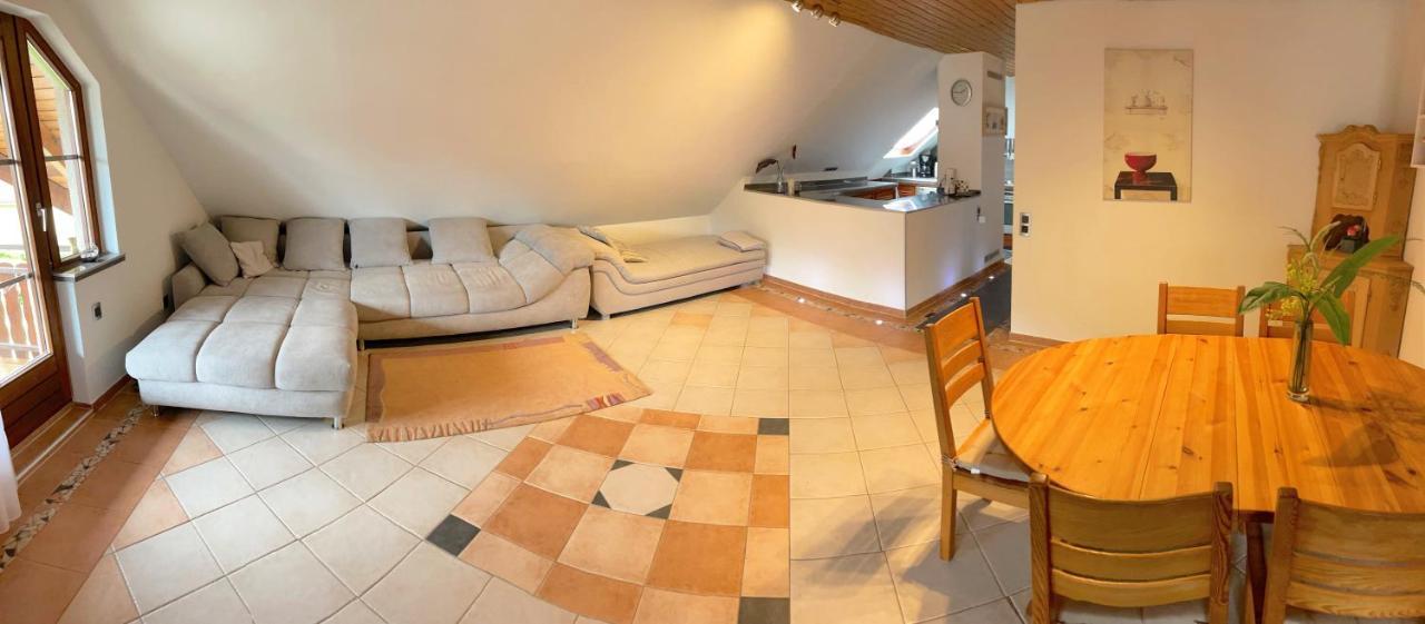 Geraeumiges Maisonette Apartment Todtmoos Exterior photo